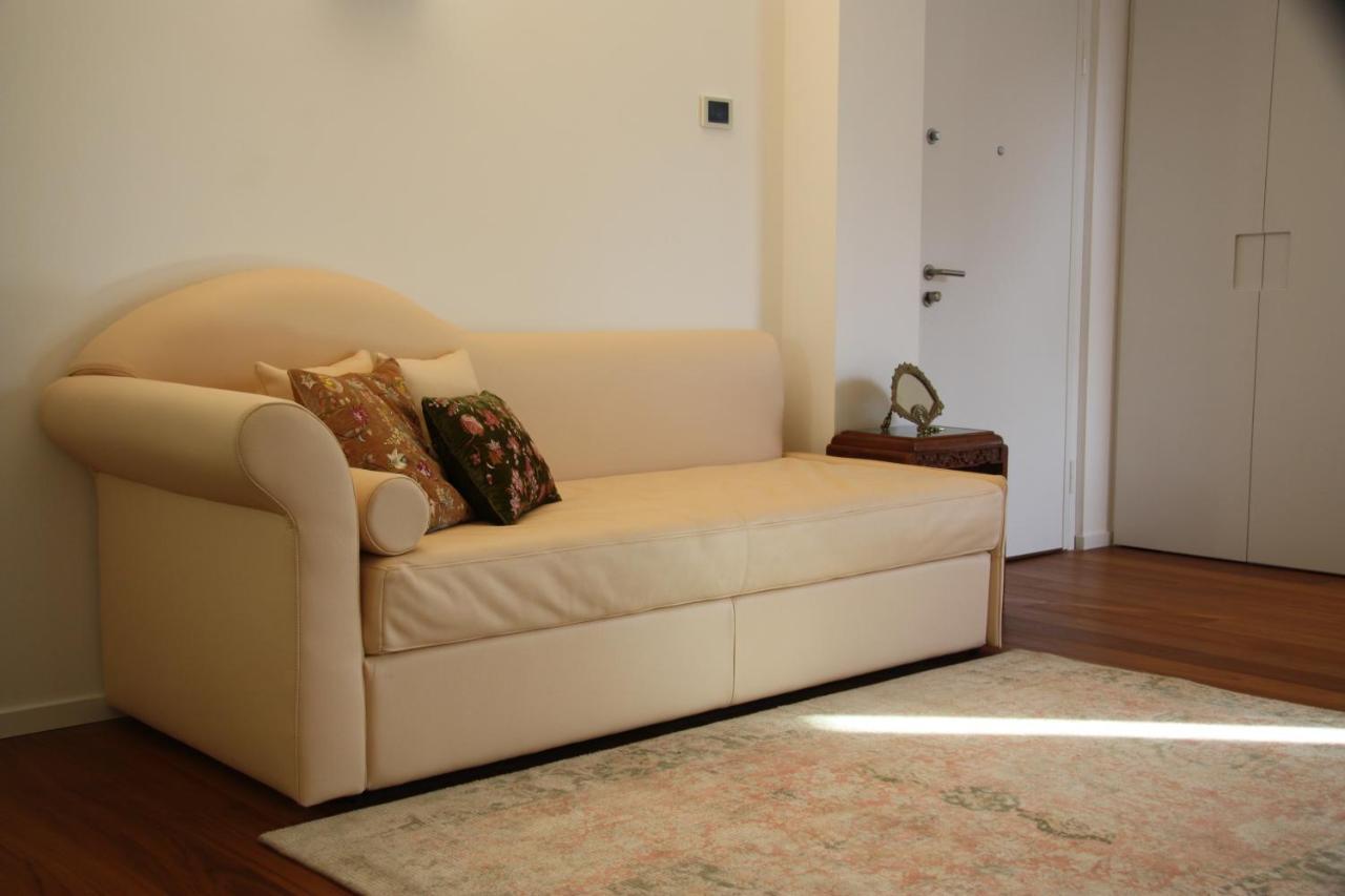 Al Ciani Balcony Suite ลูกาโน ภายนอก รูปภาพ