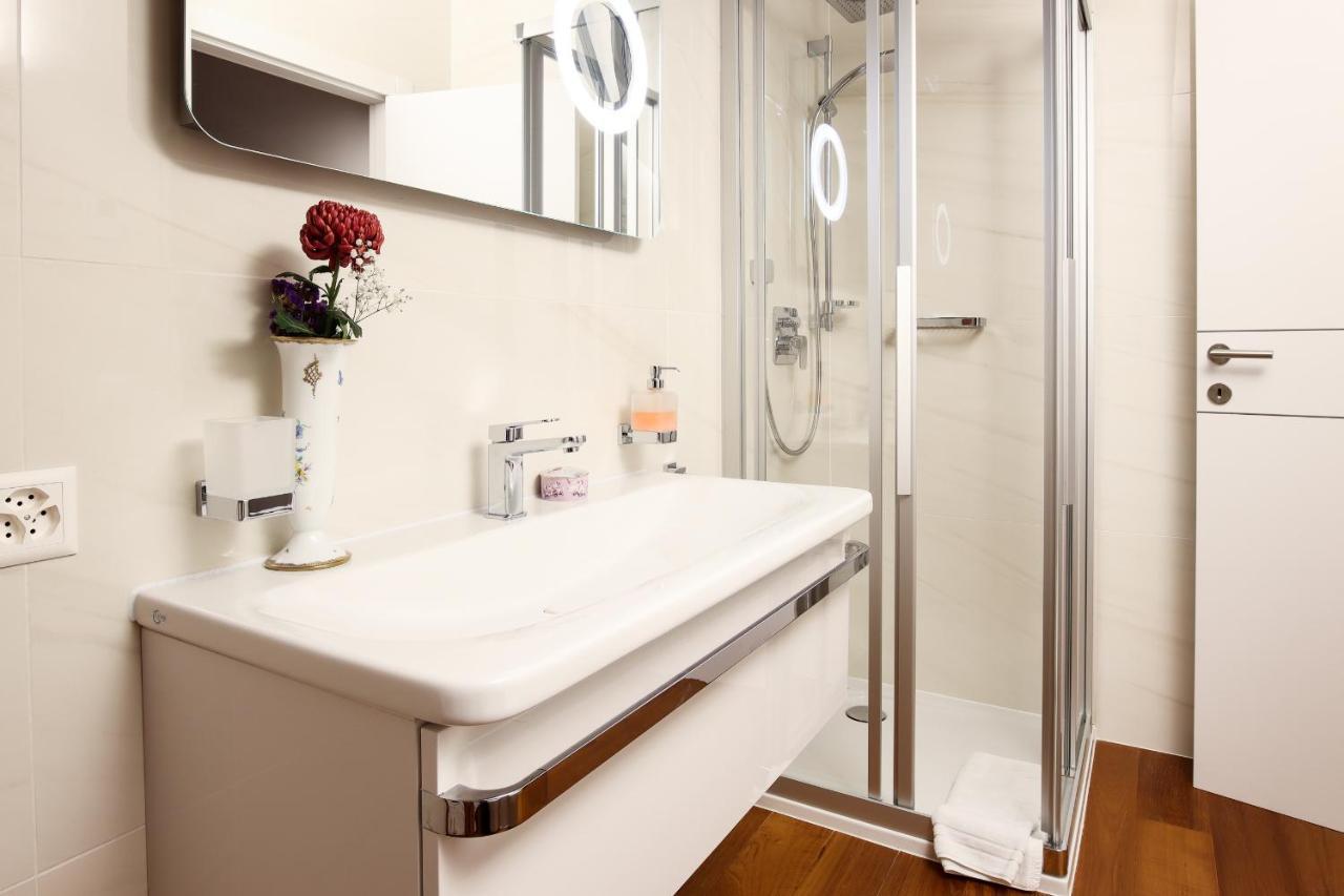 Al Ciani Balcony Suite ลูกาโน ภายนอก รูปภาพ